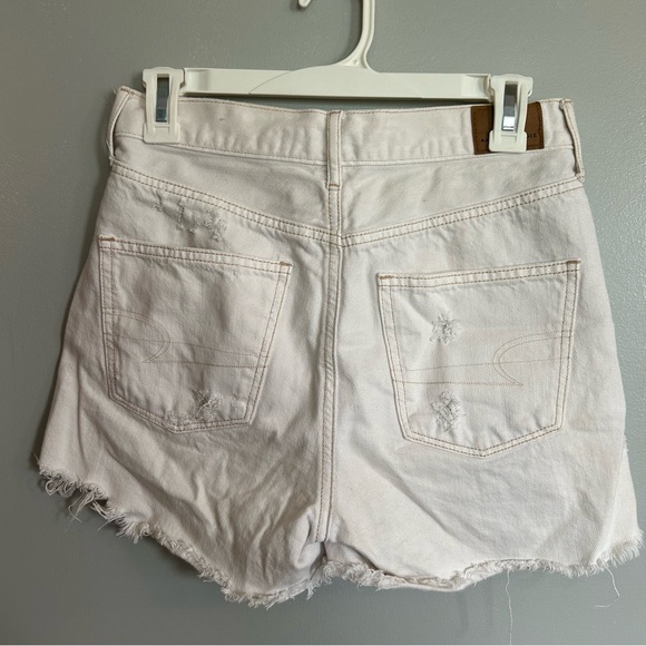 American Eagle White Ripped Jean Shorts - Picture 6 of 10